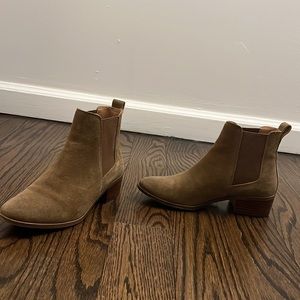 Steve Madden Dover suede bootie